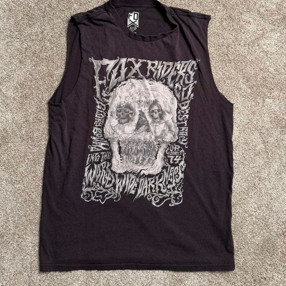 BLACK FOX FADED SKULL TANK TOP